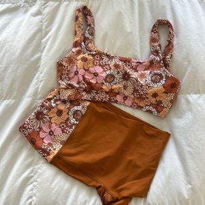 Strut This Sports Bra and Yoga Pants